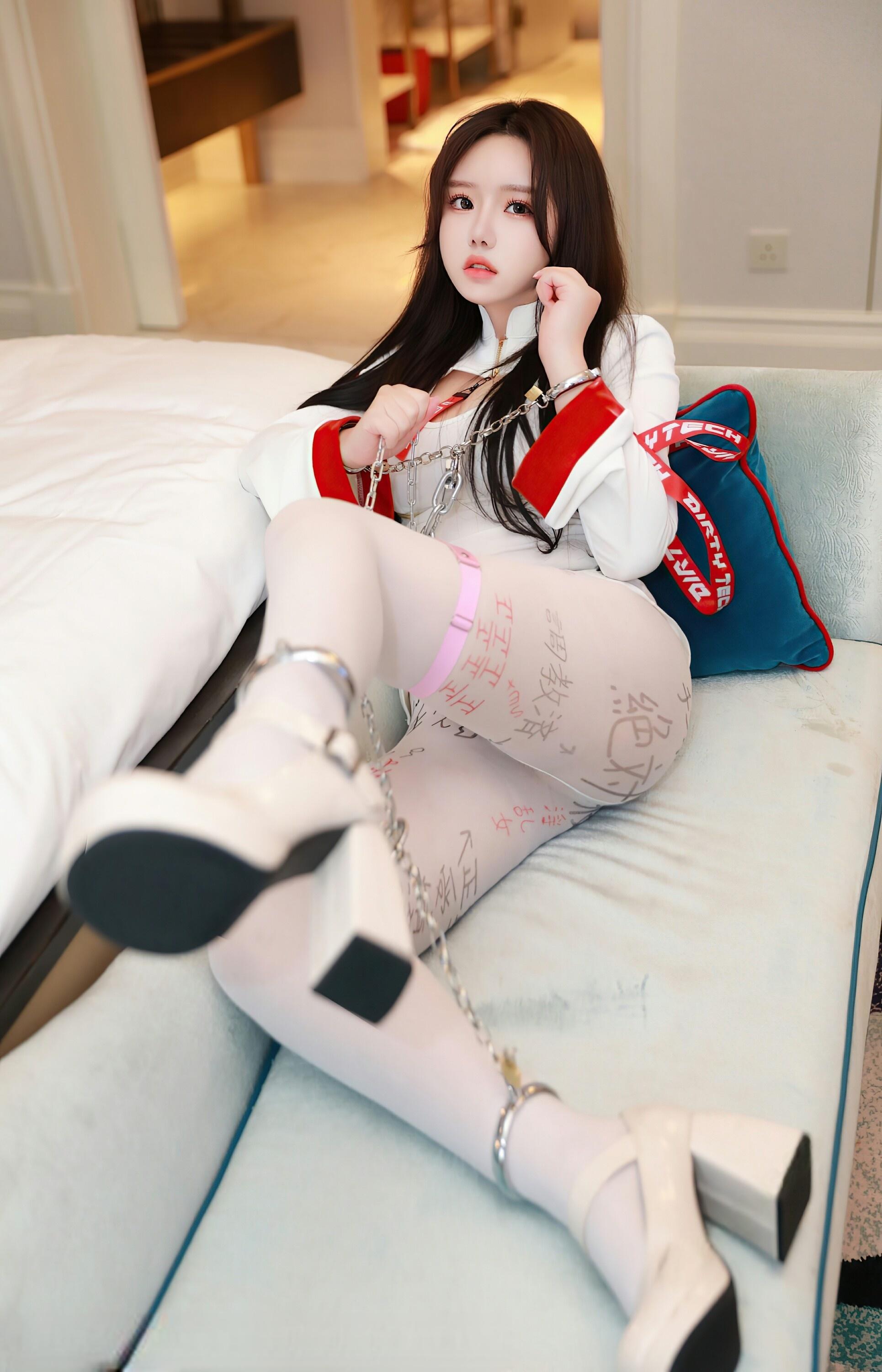直播甜美大眼萌妹