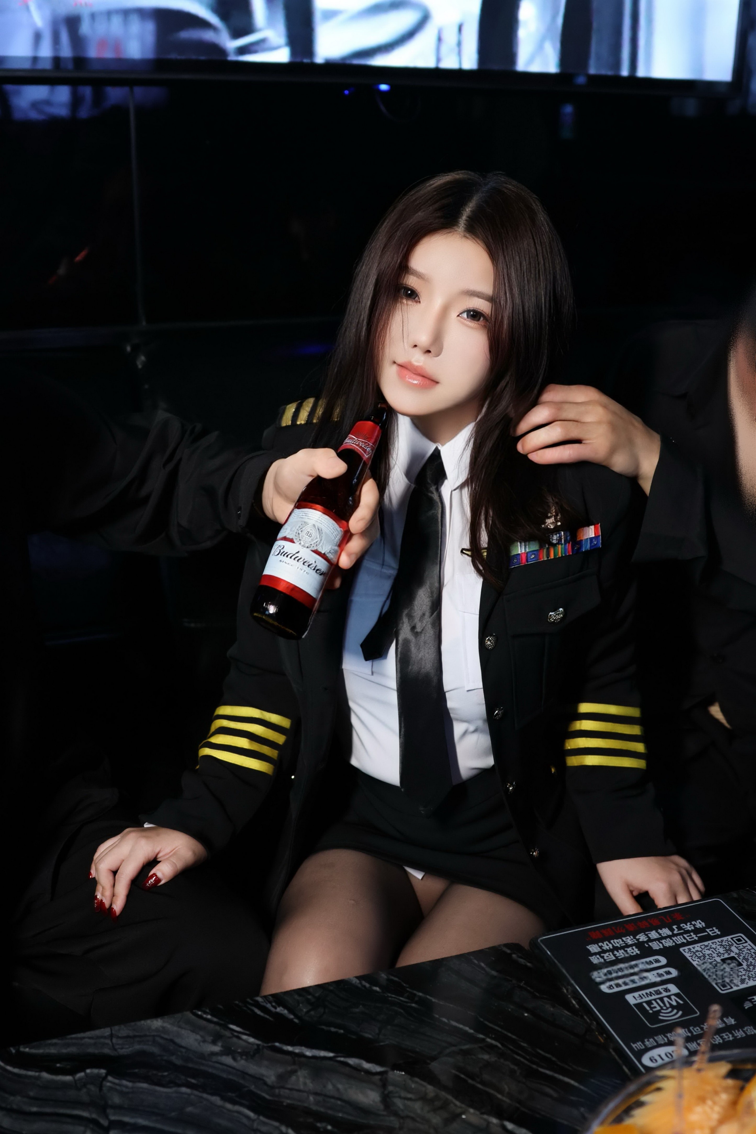 [XiuRen]高清写真图 2025.03.10 No.9992 梦心玥 黑丝美腿