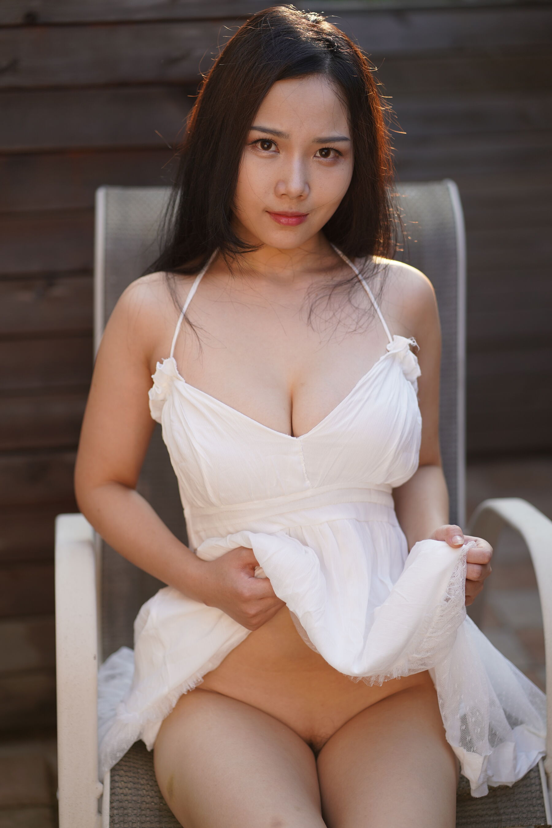 MCY-0098趁丈夫出差和小叔偷情-苡若