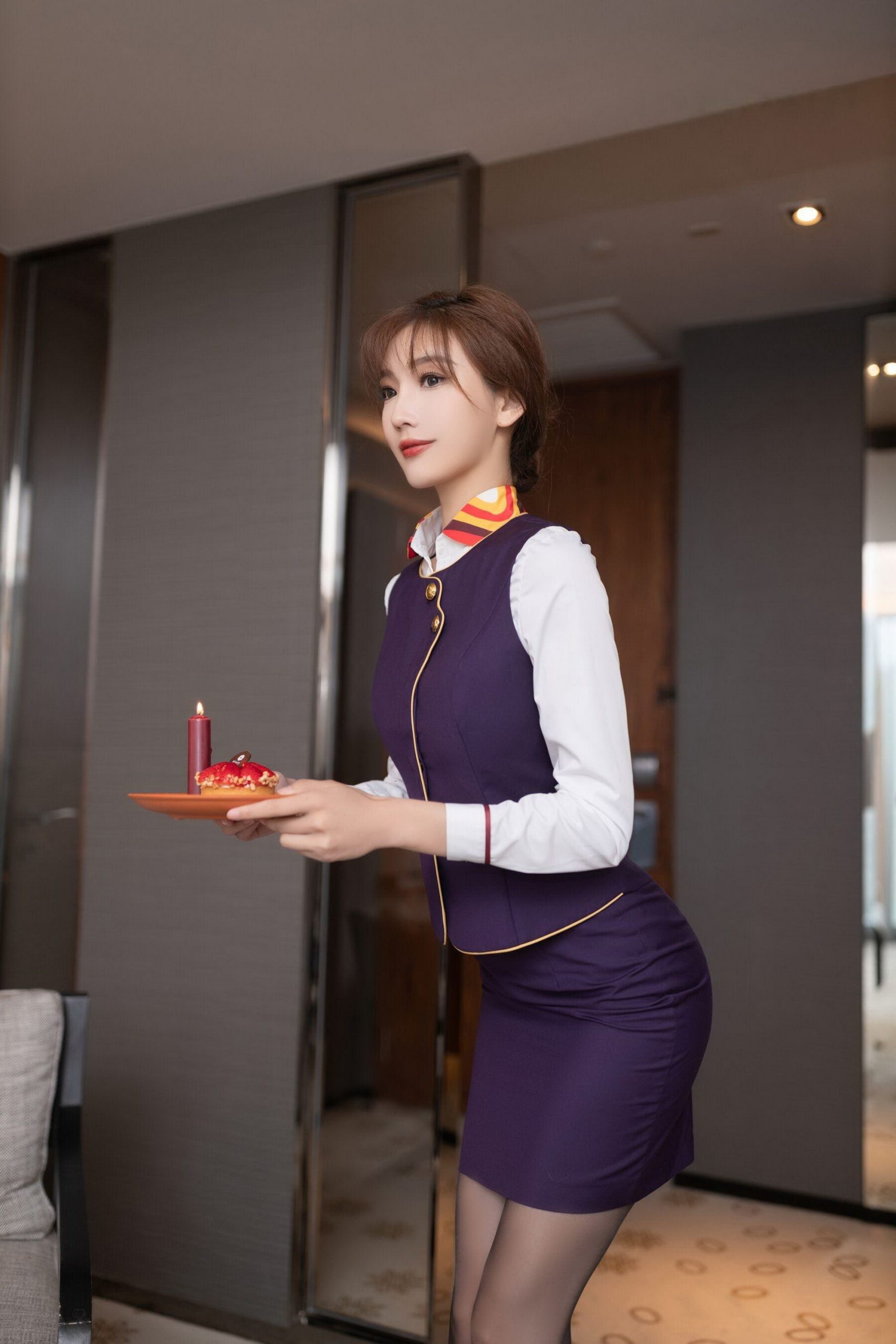 巨乳母和高中生兒子