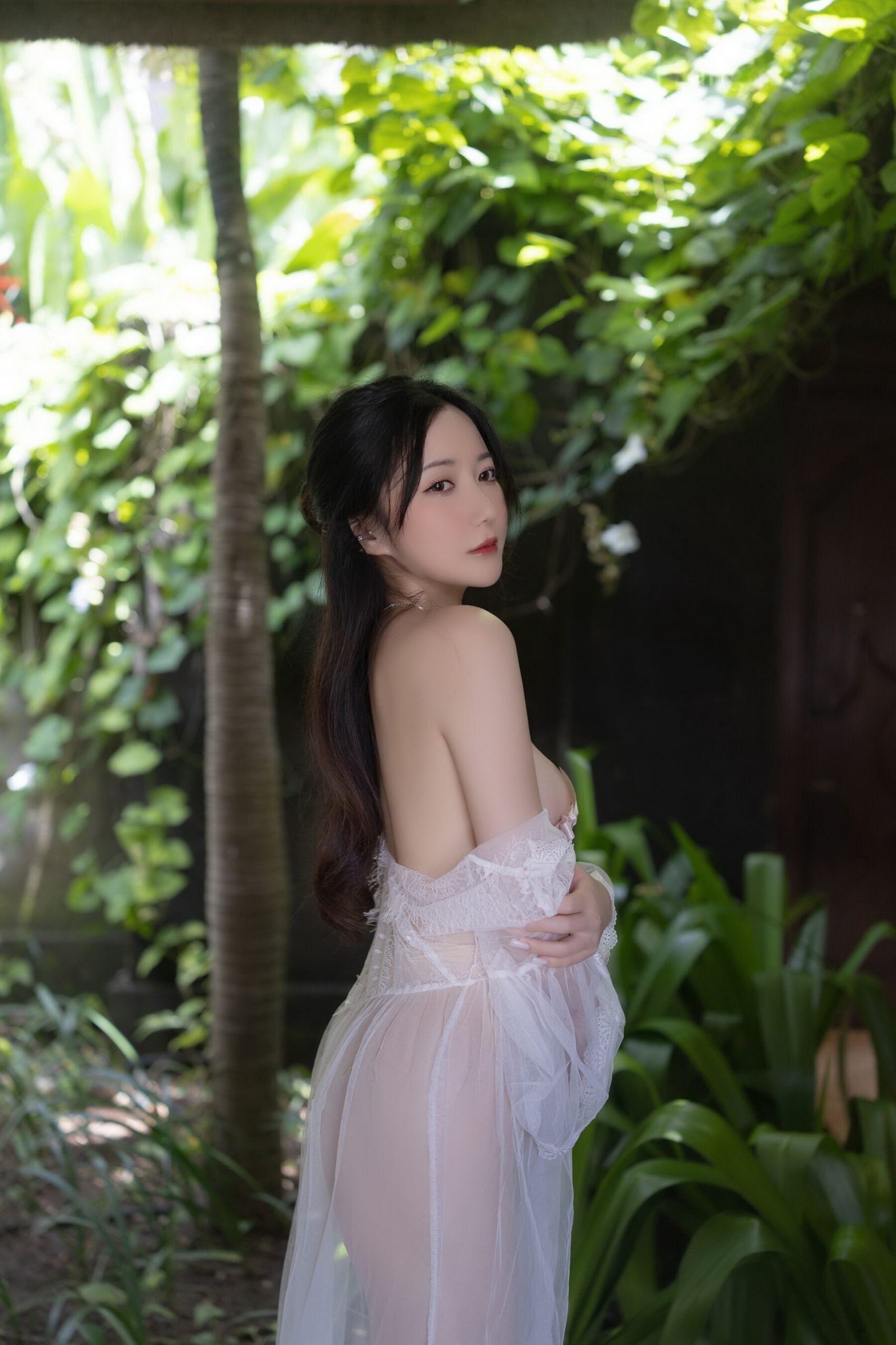 日本乱伦奶汁中文
