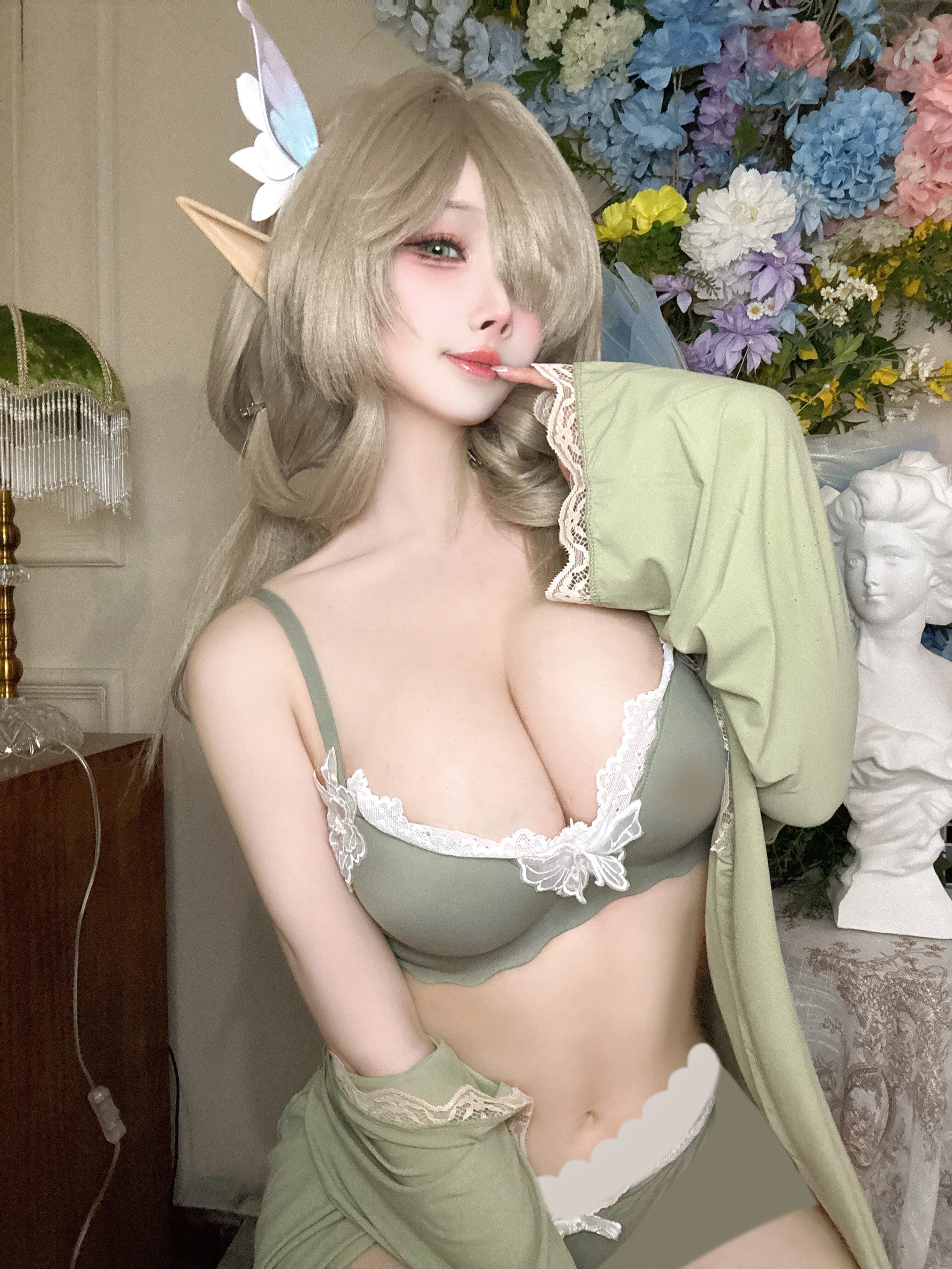 [XiuRen]高清写真图 2025.06.16 No.10416 白露lulu 粉色情趣